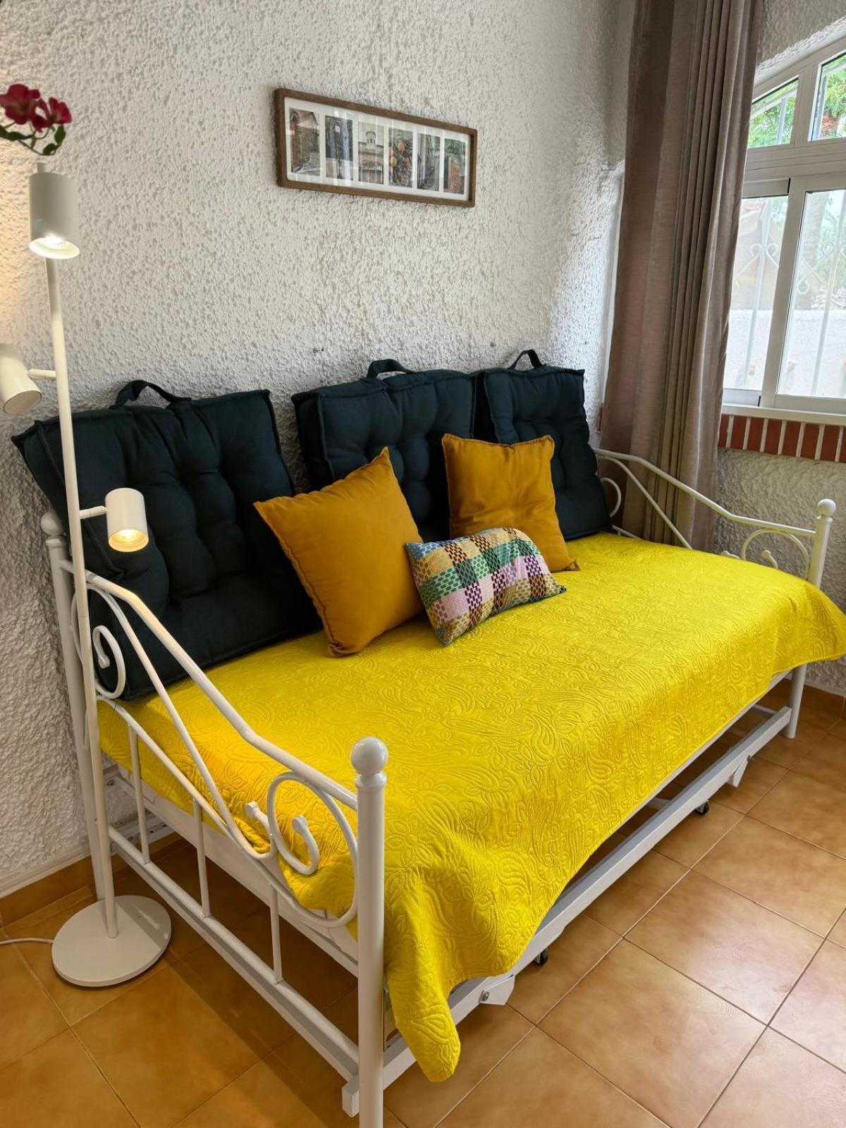 Villa Mare - 2 Beds With Balcony, Patio And Pool And Direct Park Access มูร์เซีย ภายนอก รูปภาพ