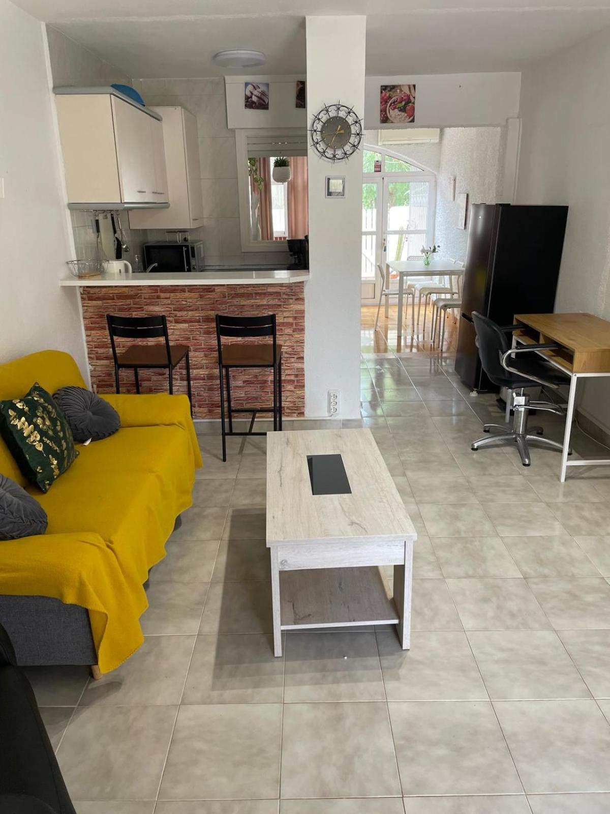 Villa Mare - 2 Beds With Balcony, Patio And Pool And Direct Park Access มูร์เซีย ภายนอก รูปภาพ