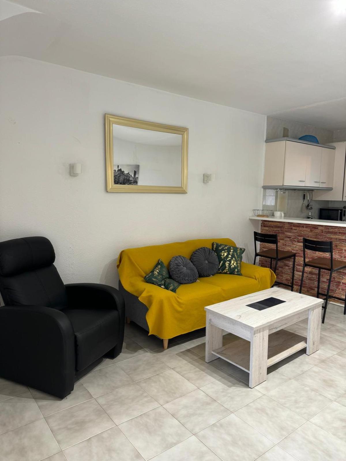 Villa Mare - 2 Beds With Balcony, Patio And Pool And Direct Park Access มูร์เซีย ภายนอก รูปภาพ